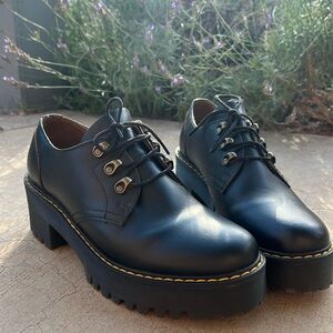 Leona Lo Dr.Martens
